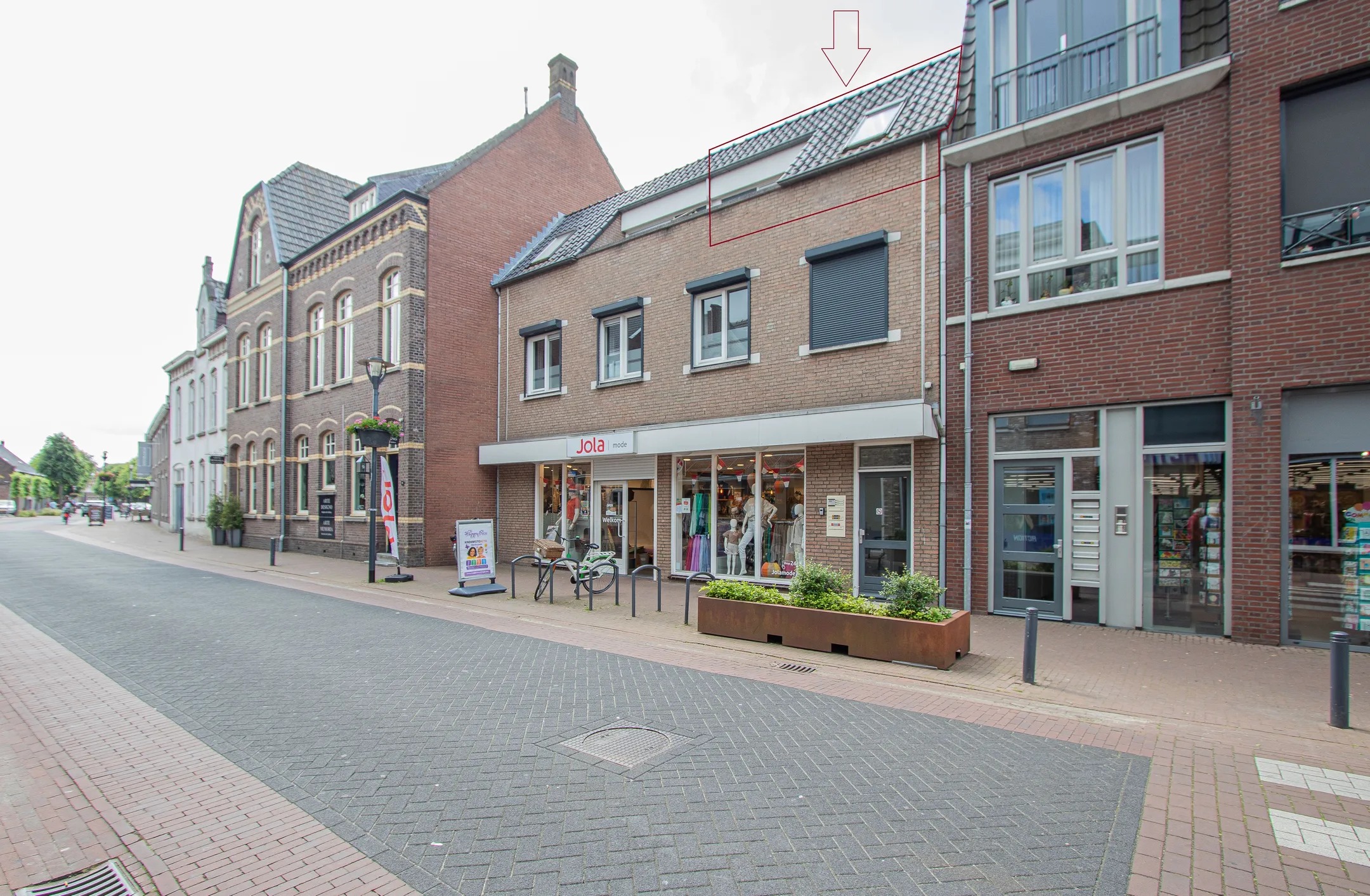 Portiekflat Dorpstraat 96 d in Heythuysen