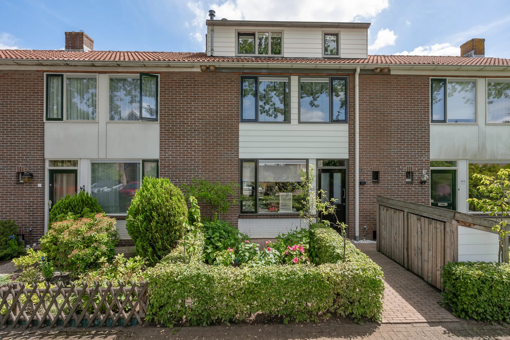 Tussenwoning Prins Bernhardlaan 41 in Maartensdijk