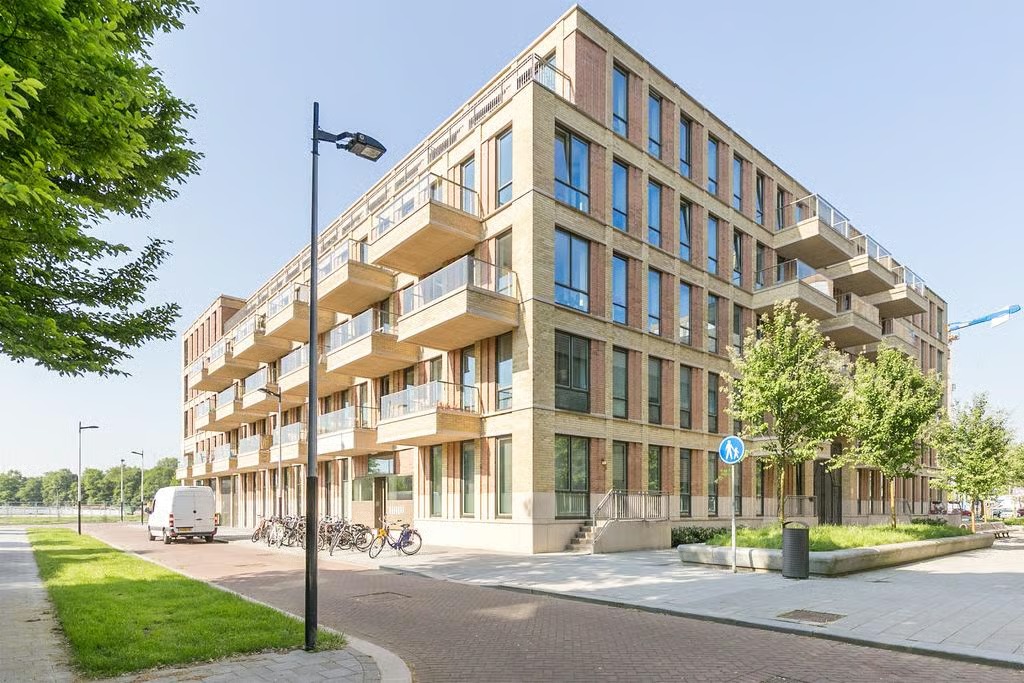 Galerijflat Gelrestraat 51 in Amsterdam