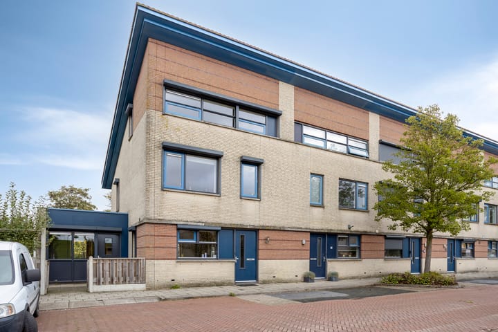 Hoekwoning Eikenlaan 30 Sint Philipsland