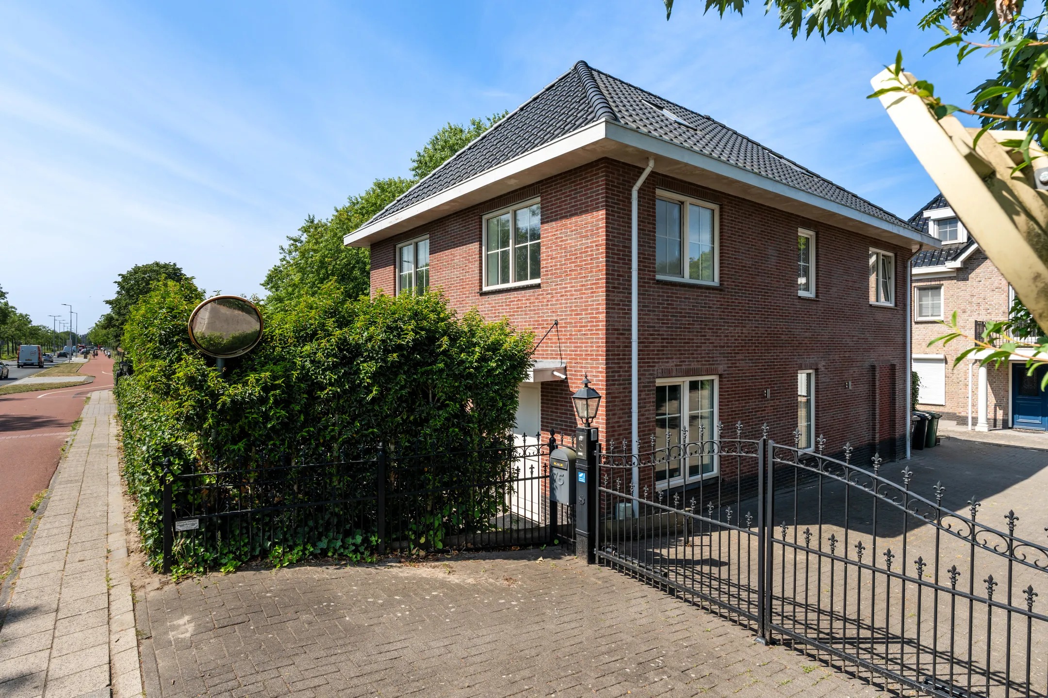 Vrijstaande woning Ringdijk 74 Rotterdam