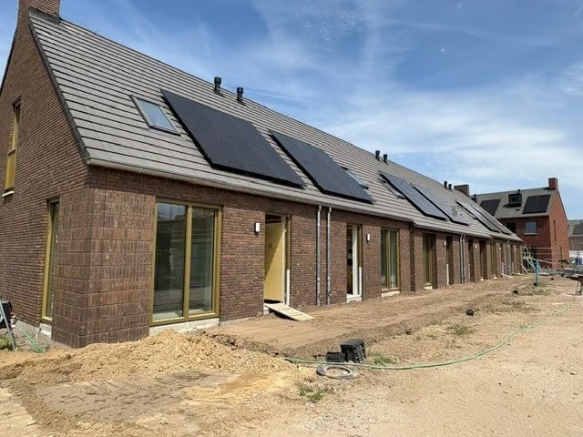 Hoekwoning Kapelaan Verheijenstraat 54 in Grubbenvorst