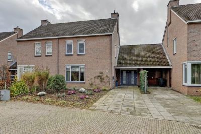 Geschakelde 2-onder-1-kapwoning De Kaanjel 38 in Herten