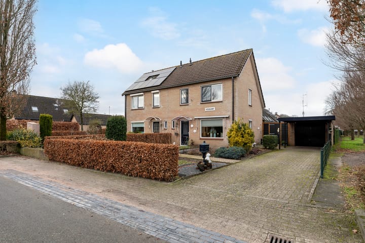 2-onder-1-kapwoning Akkerweg 34 in Hulshorst