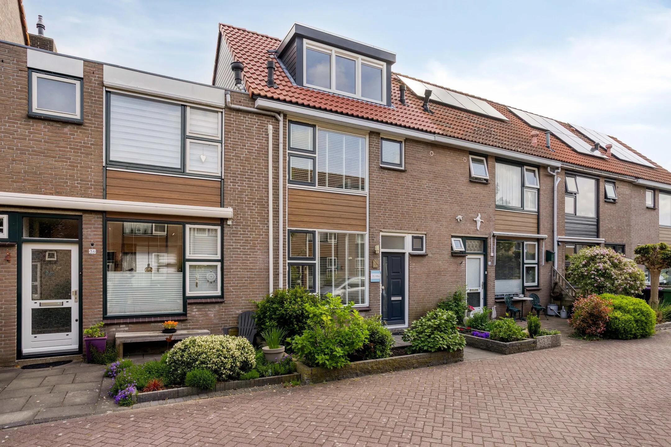 Tussenwoning Peizerdiep 37 in Pijnacker