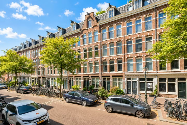 Bovenwoning Van Hogendorpstraat 64 B in Amsterdam