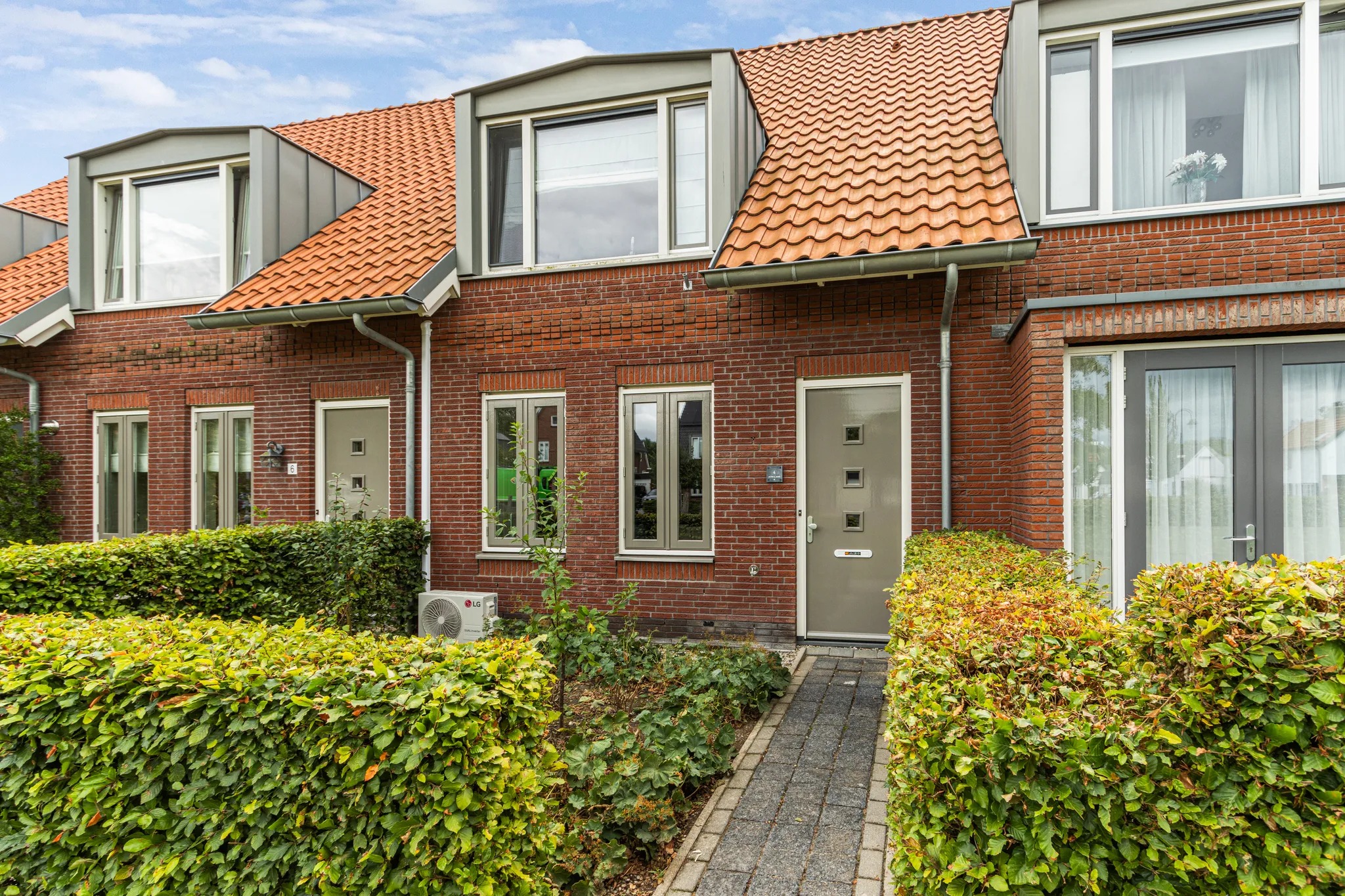Tussenwoning Willem Kesteloostraat 4 in Nieuwaal