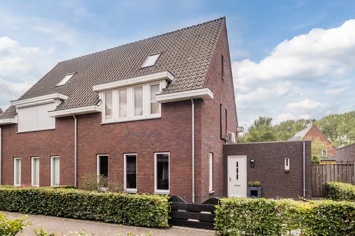 2-onder-1-kapwoning Olievlas 9 in Asten