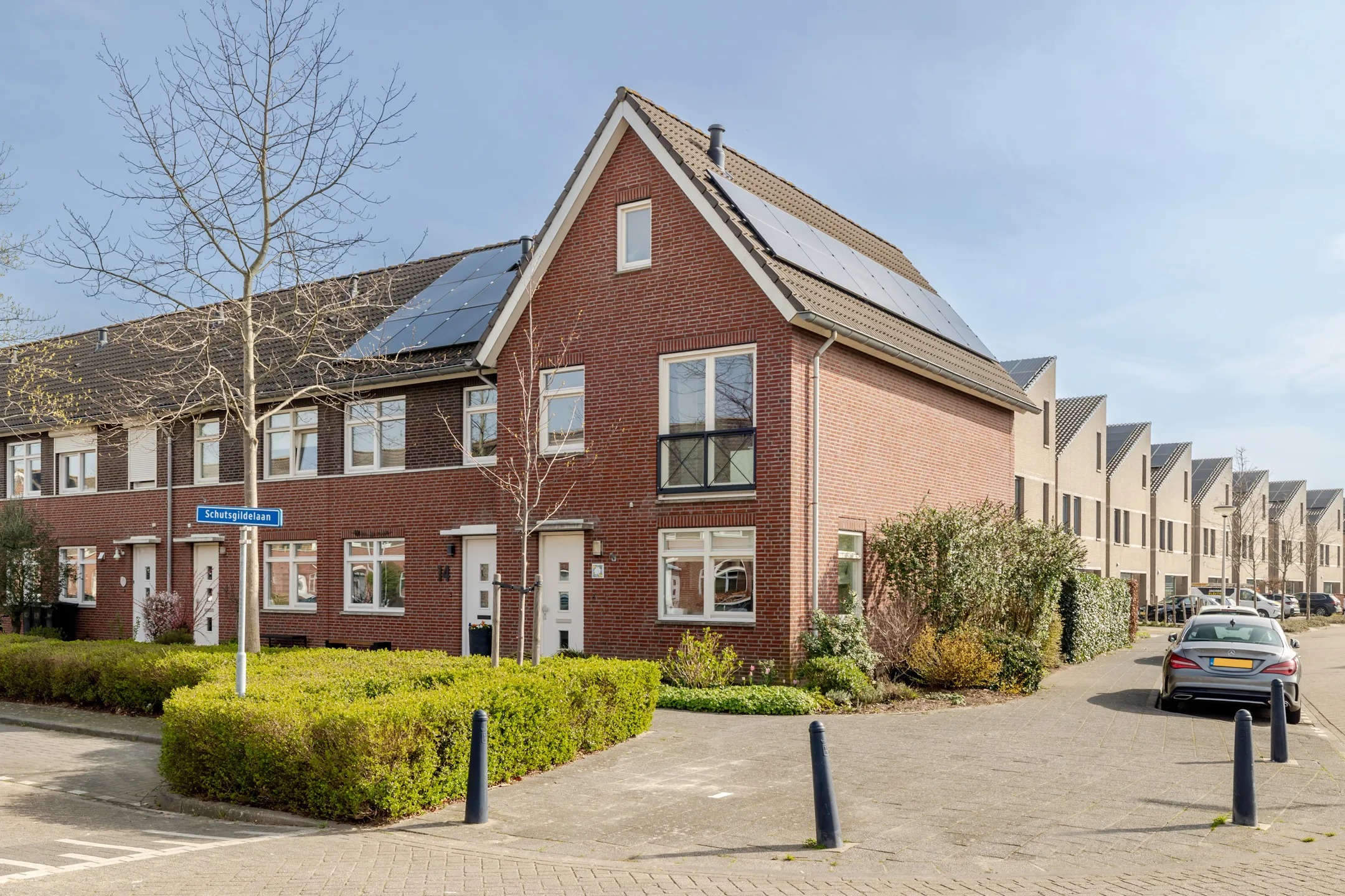 Hoekwoning Schutsgildelaan 12 in Etten-Leur