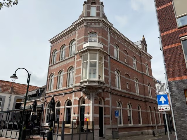 Bovenwoning Poststraat 1 a in Steenbergen