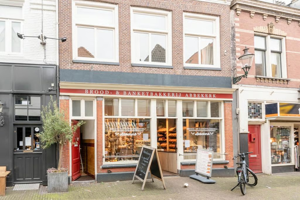 Bovenwoning Slijkstraat 45 a in Weesp