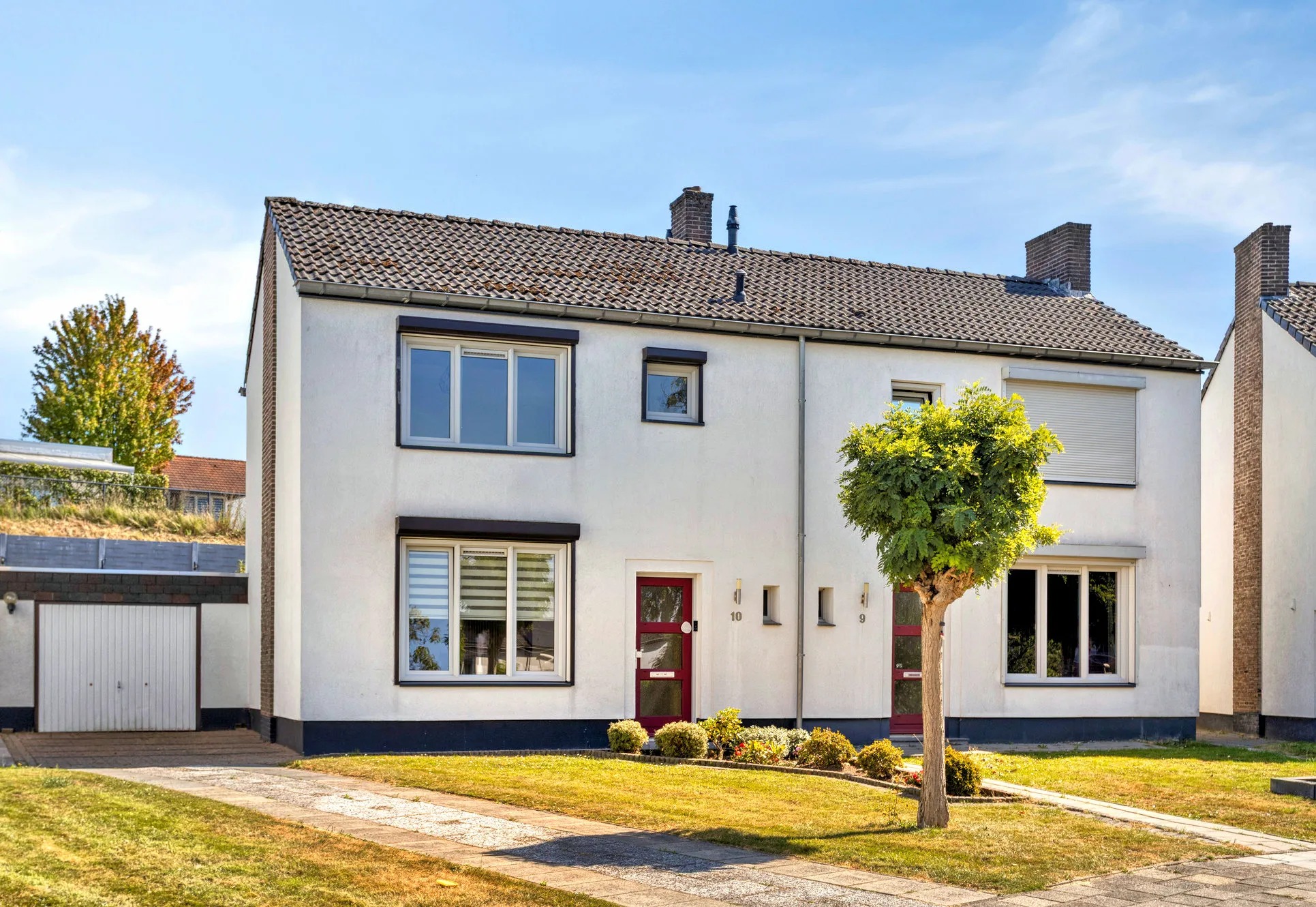 Hoekwoning Dr. Nolensplein 10 in Heerlen