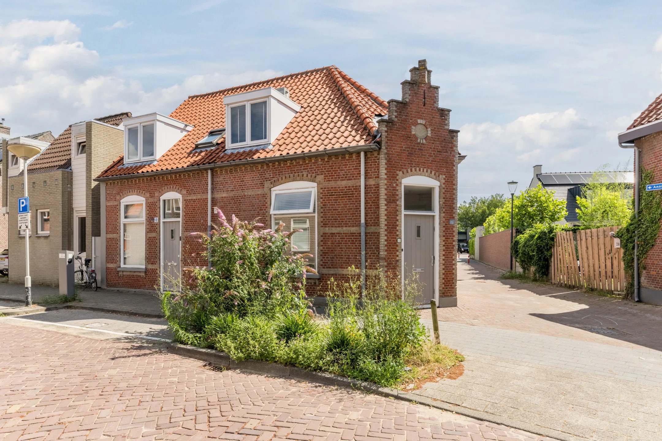 2-onder-1-kapwoning Gaffelstraat 2 in Breda