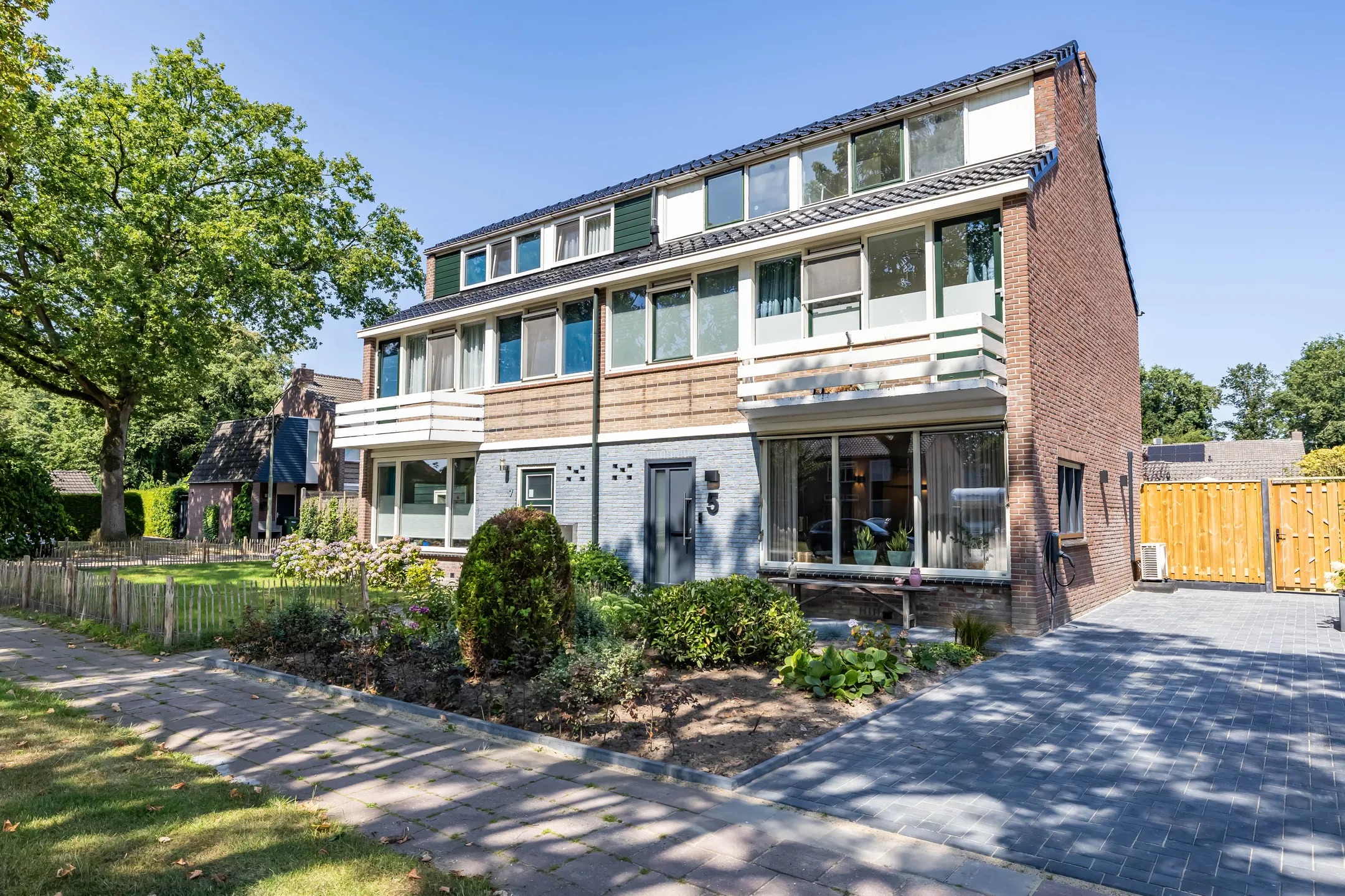 2-onder-1-kapwoning Ebbingekamp 5 in Zuidlaren