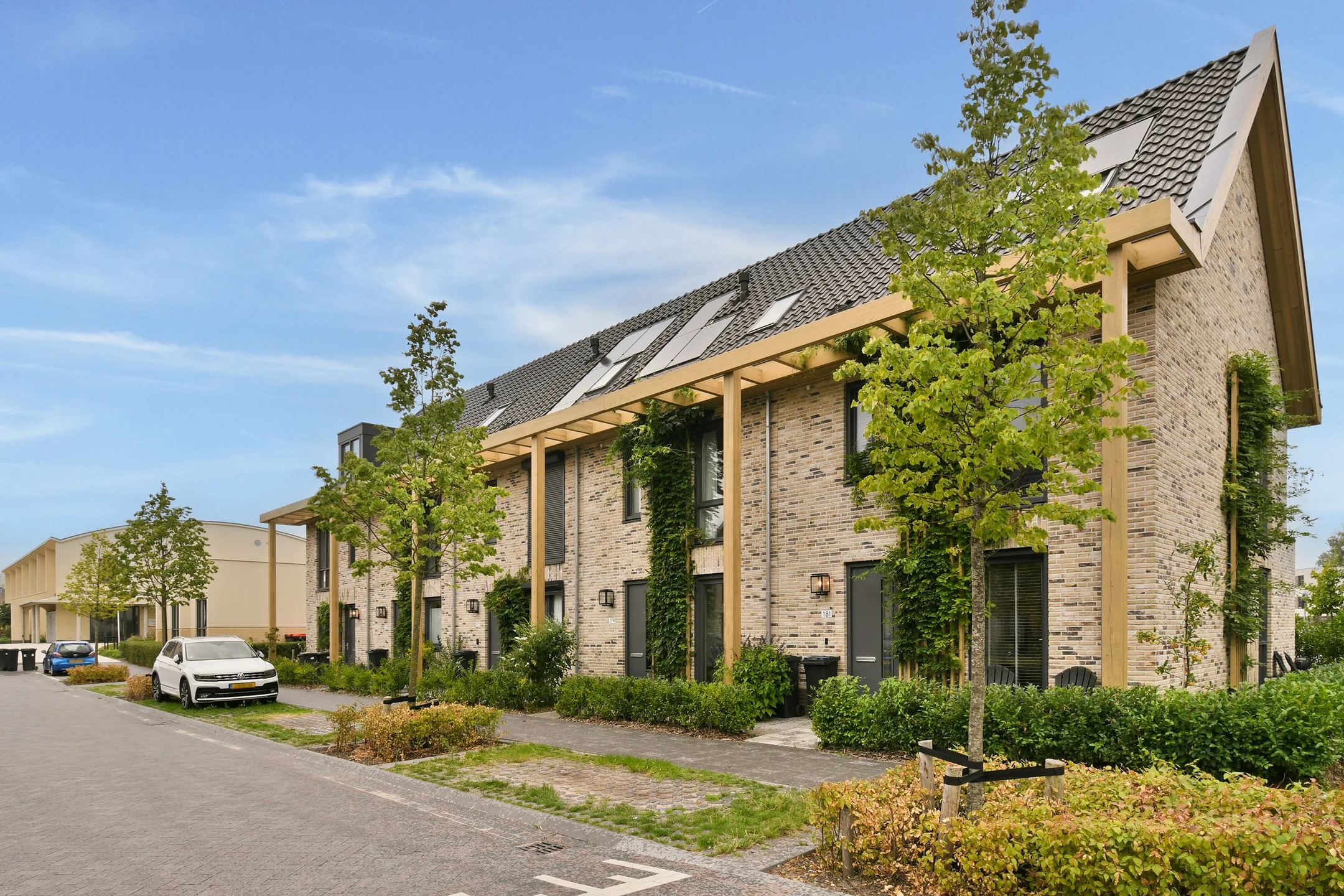 Tussenwoning Zwembaan 179 Vlaardingen