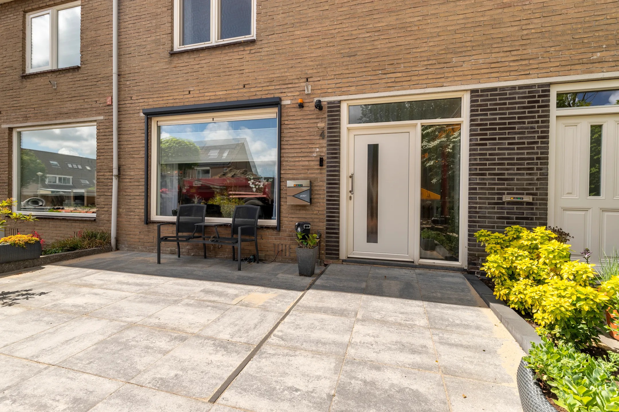 Tussenwoning Floris van Alkemadestraat 4 in Heemskerk