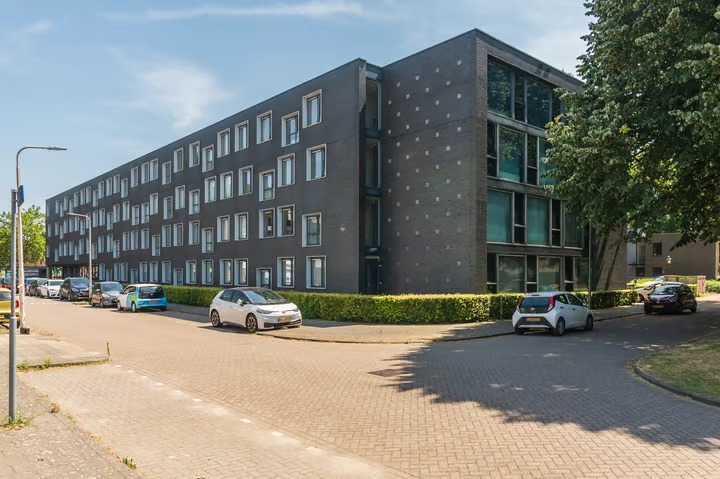 Portiekflat Generaal de Wetstraat 78 08 in Tilburg