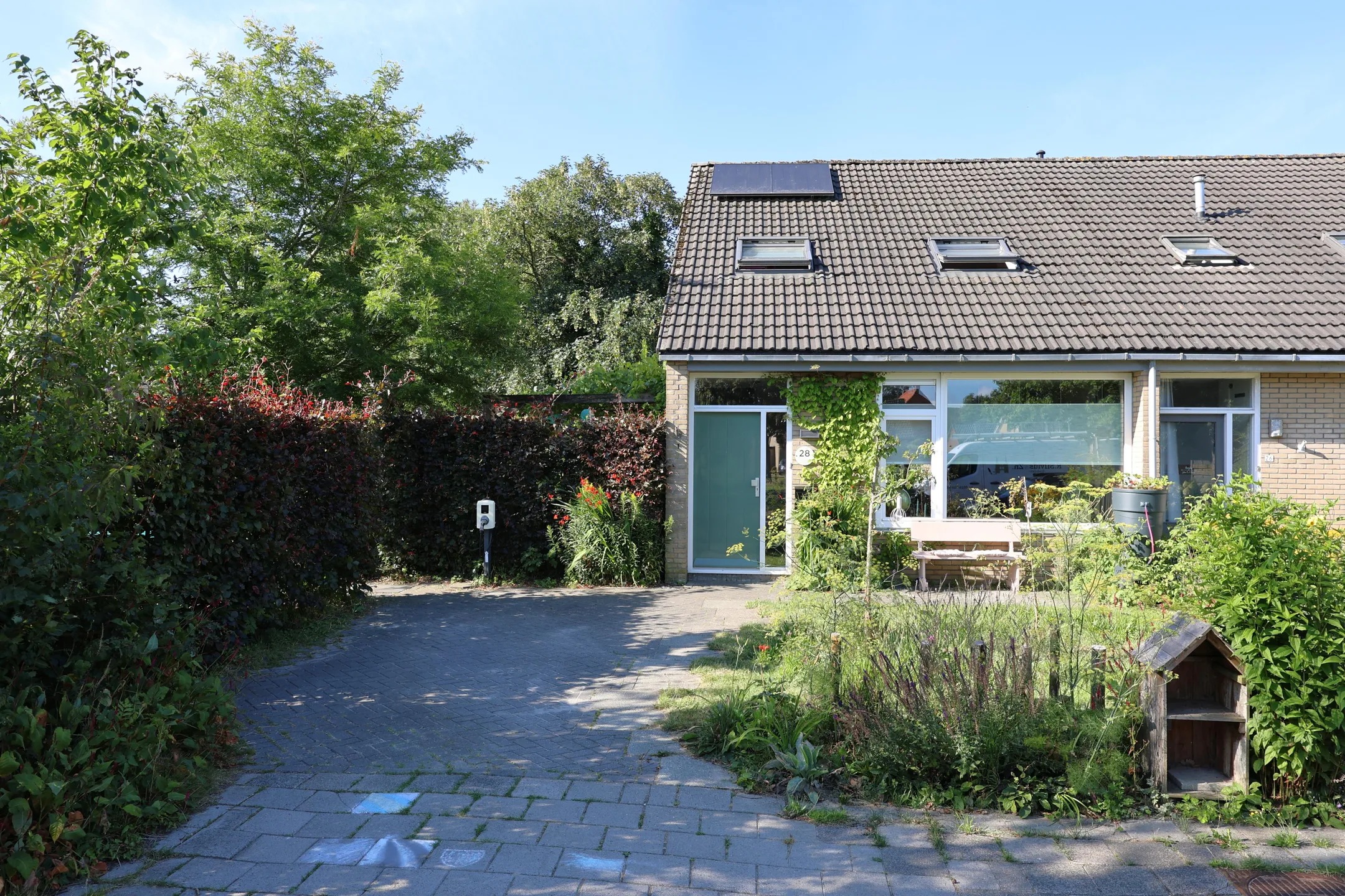 Hoekwoning Dr.P.J.Hoedemakerstrjitte 28 in Nijland