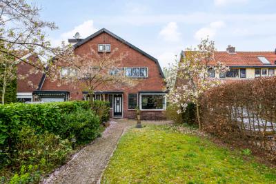 Eengezinswoning, 2-onder-1-kapwoning Kantonnaleweg 15 in Utrecht