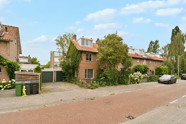 Hoekwoning Ruischenstein 9 in Amstelveen