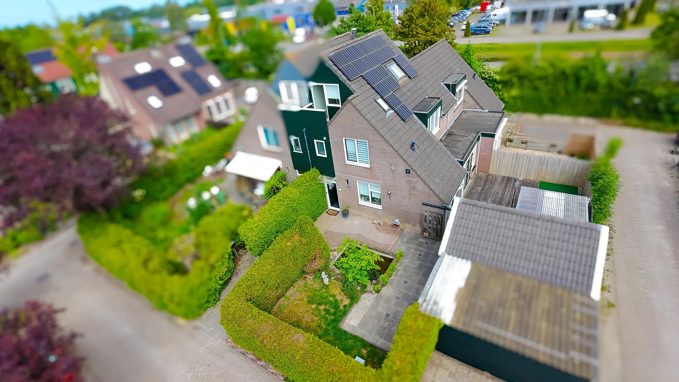 Hoekwoning (kwadrant woning) Pandhof 51 in Grootebroek