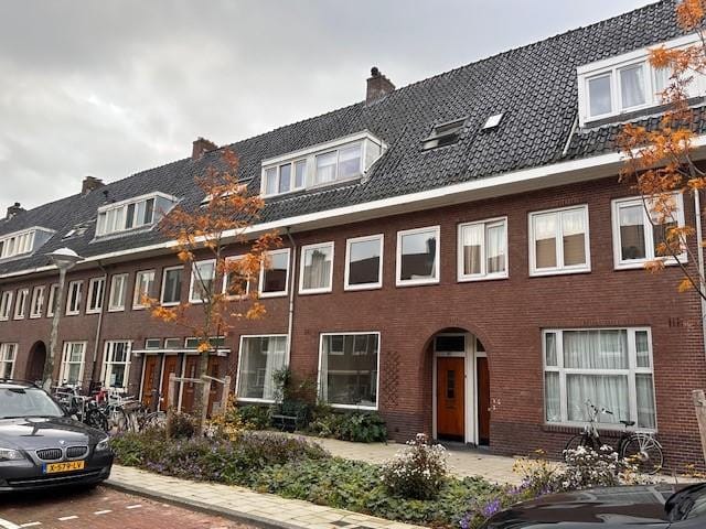 Tussenwoning Newtonstraat 27 in Amsterdam