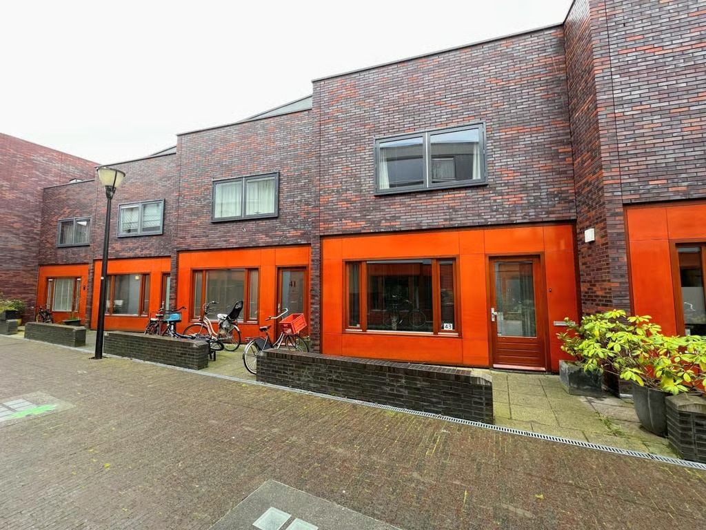 Tussenwoning Schuttersveld 43 in Delft