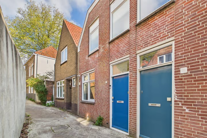 Tussenwoning Rozemarijnstraat 12 in Middelburg