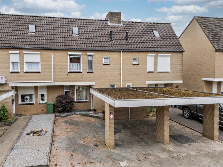 Eengezinswoning, tussenwoning Hortensiastraat 14 in Venlo