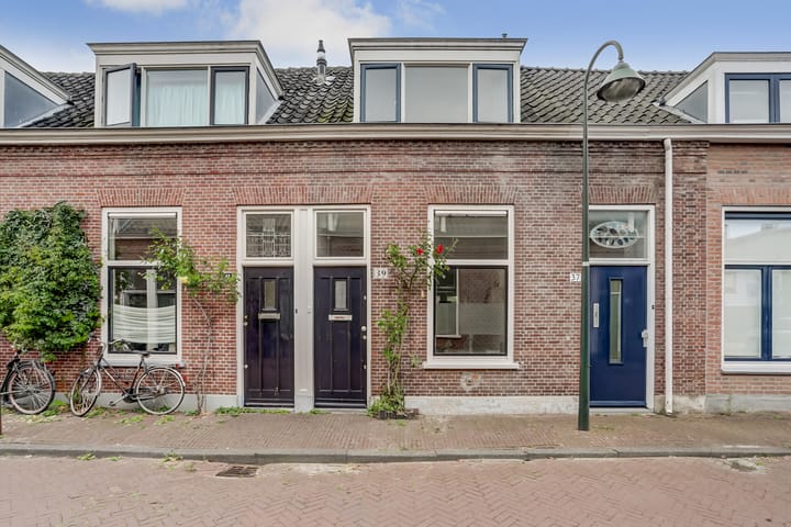 Eengezinswoning, tussenwoning Minderbroerstraat 39 Delft