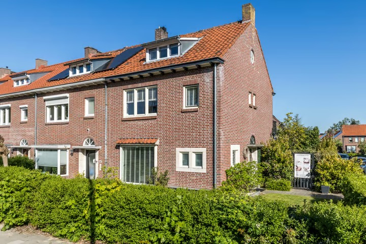 Hoekwoning Kemmerlingstraat 1 in Heerlen