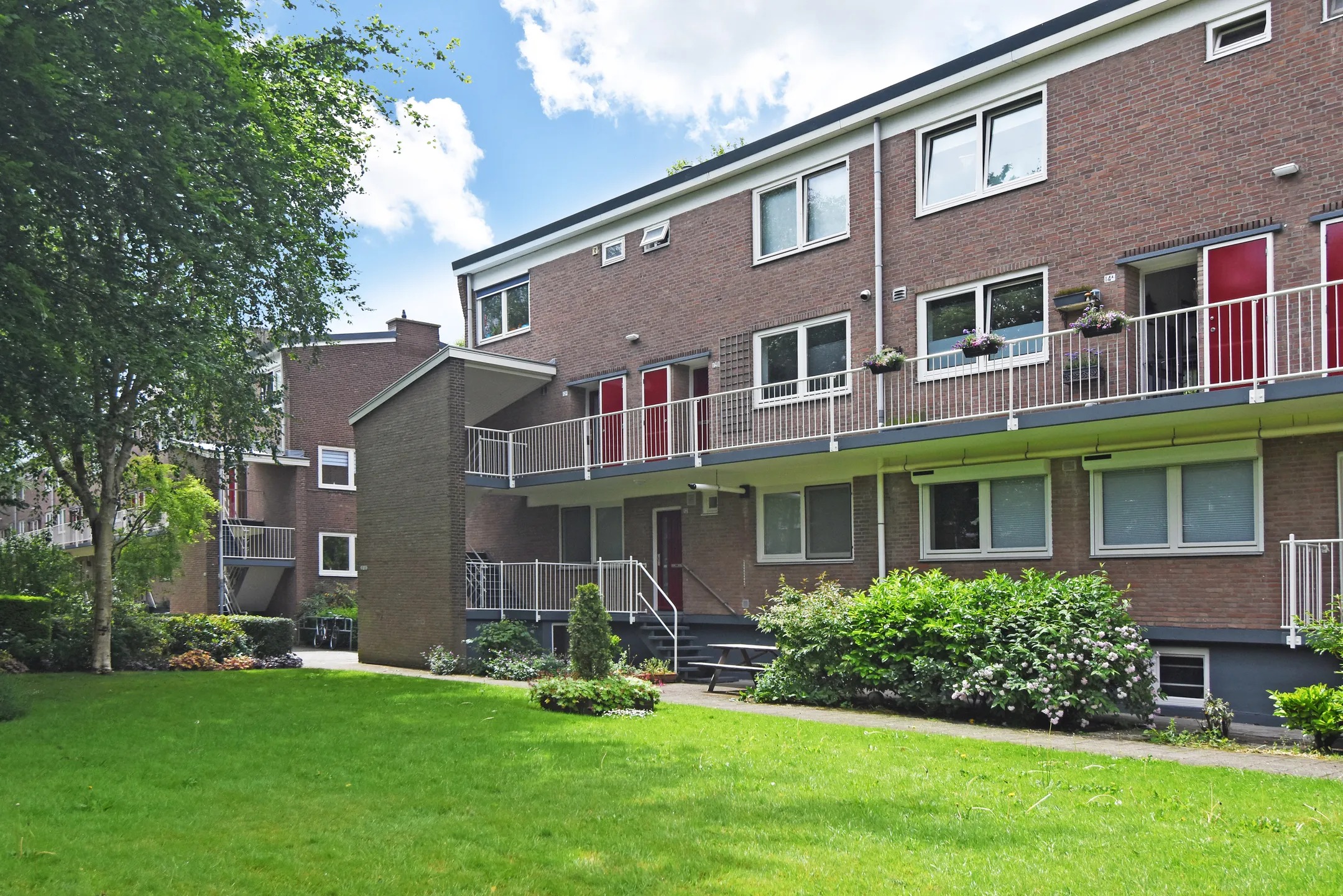 Benedenwoning Van Blommesteinstraat 12 in Delft