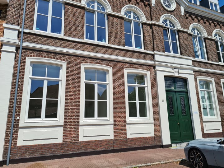 Portiekflat Kerkplein 5 c in Geulle