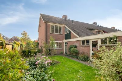 Eengezinswoning, hoekwoning Flevo 73 in Drachten