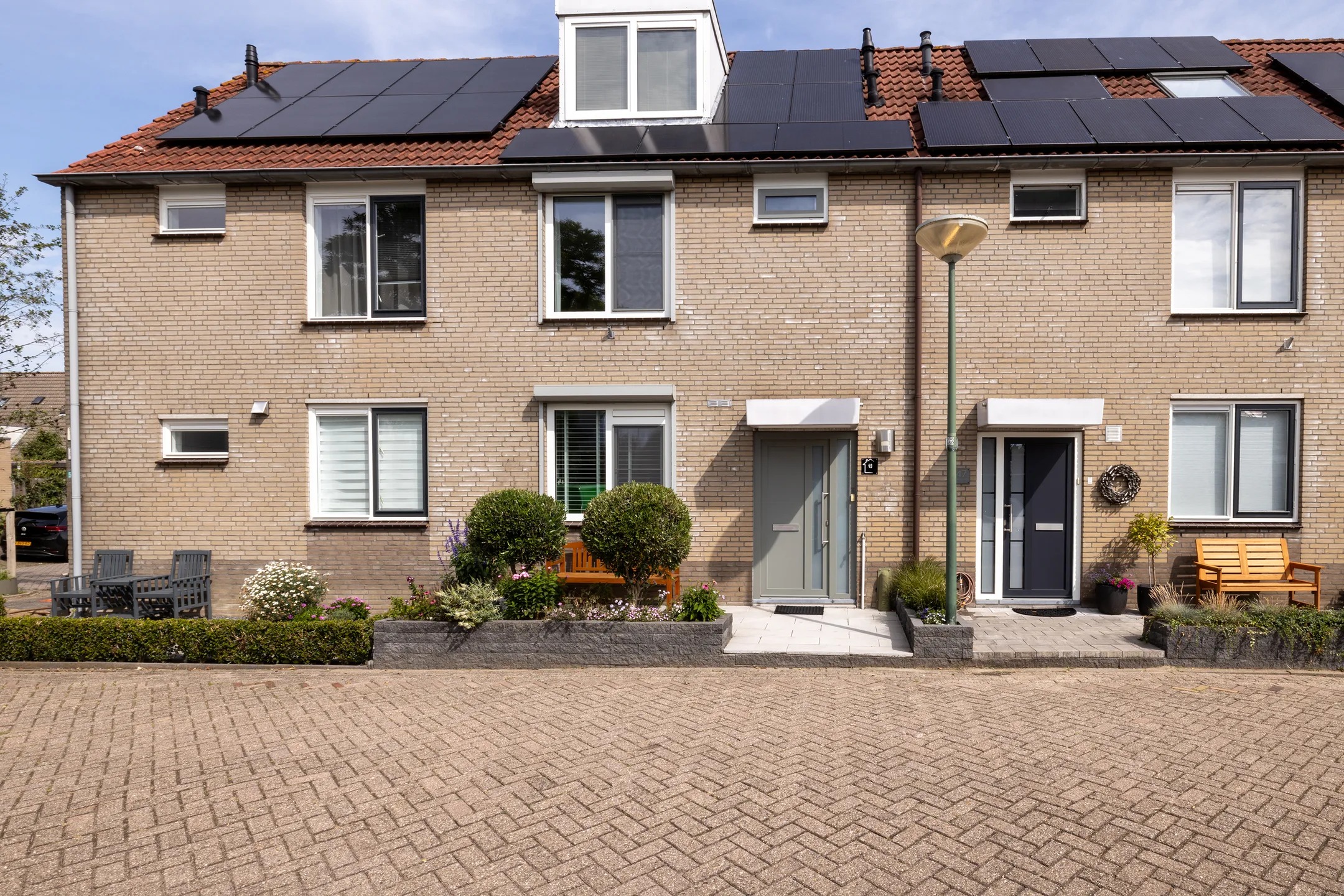 Tussenwoning Esdoornstraat 49 in Schoonhoven