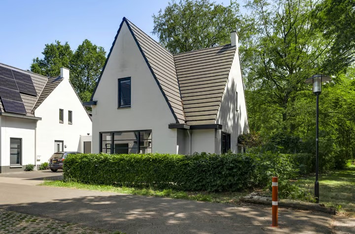 Geschakelde woning Esdoornstraat 13 Sterksel