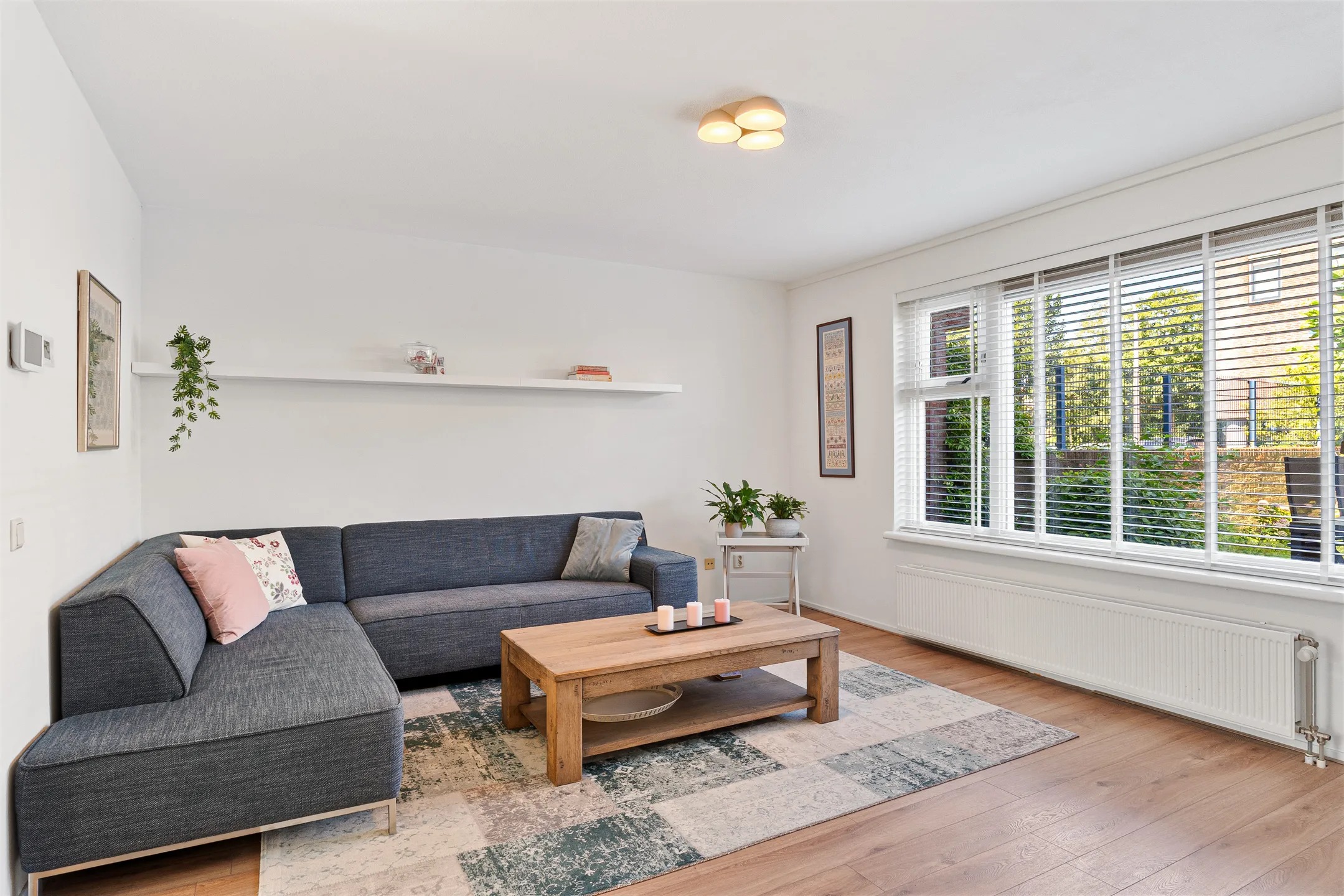 Hoekwoning Veenkamp 42 in Nootdorp