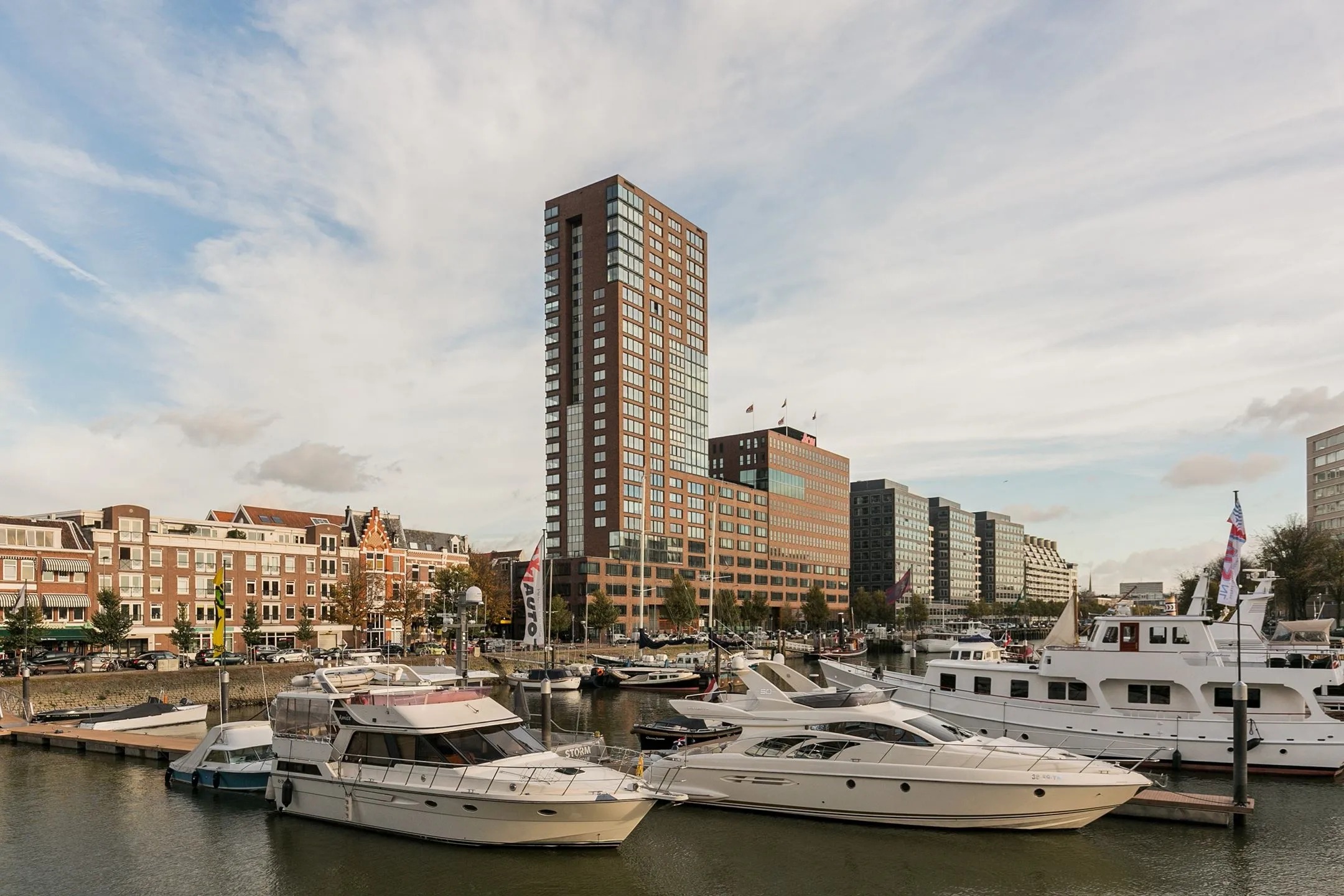 Portiekflat Admiraliteitskade 75 S in Rotterdam
