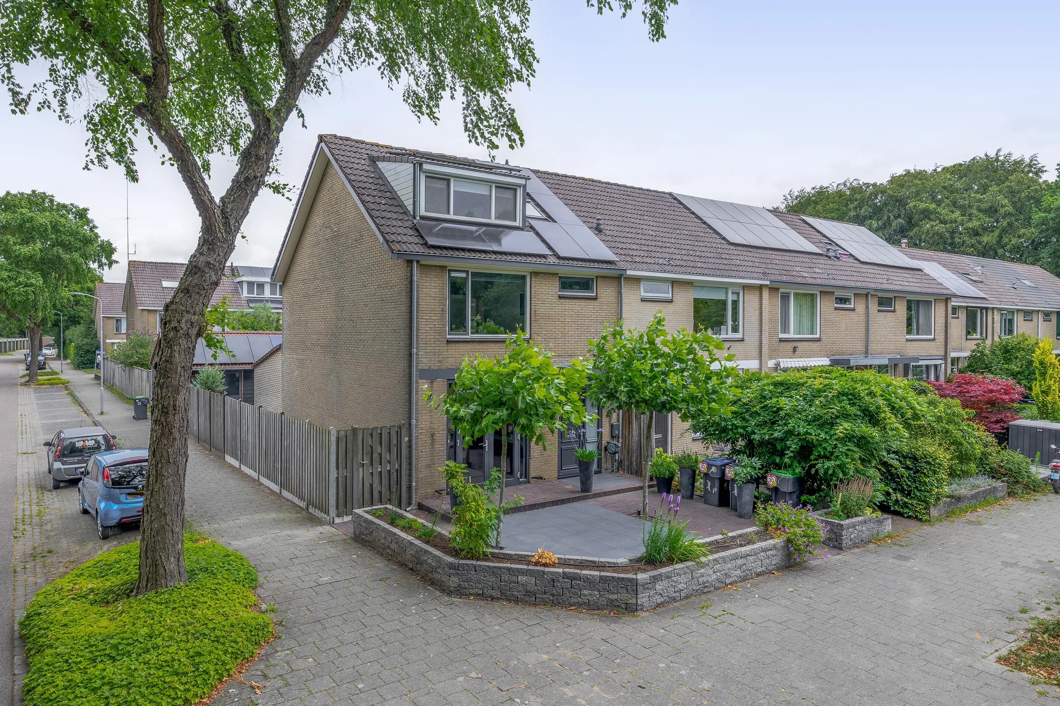 Hoekwoning Beneluxlaan 40 in Harderwijk