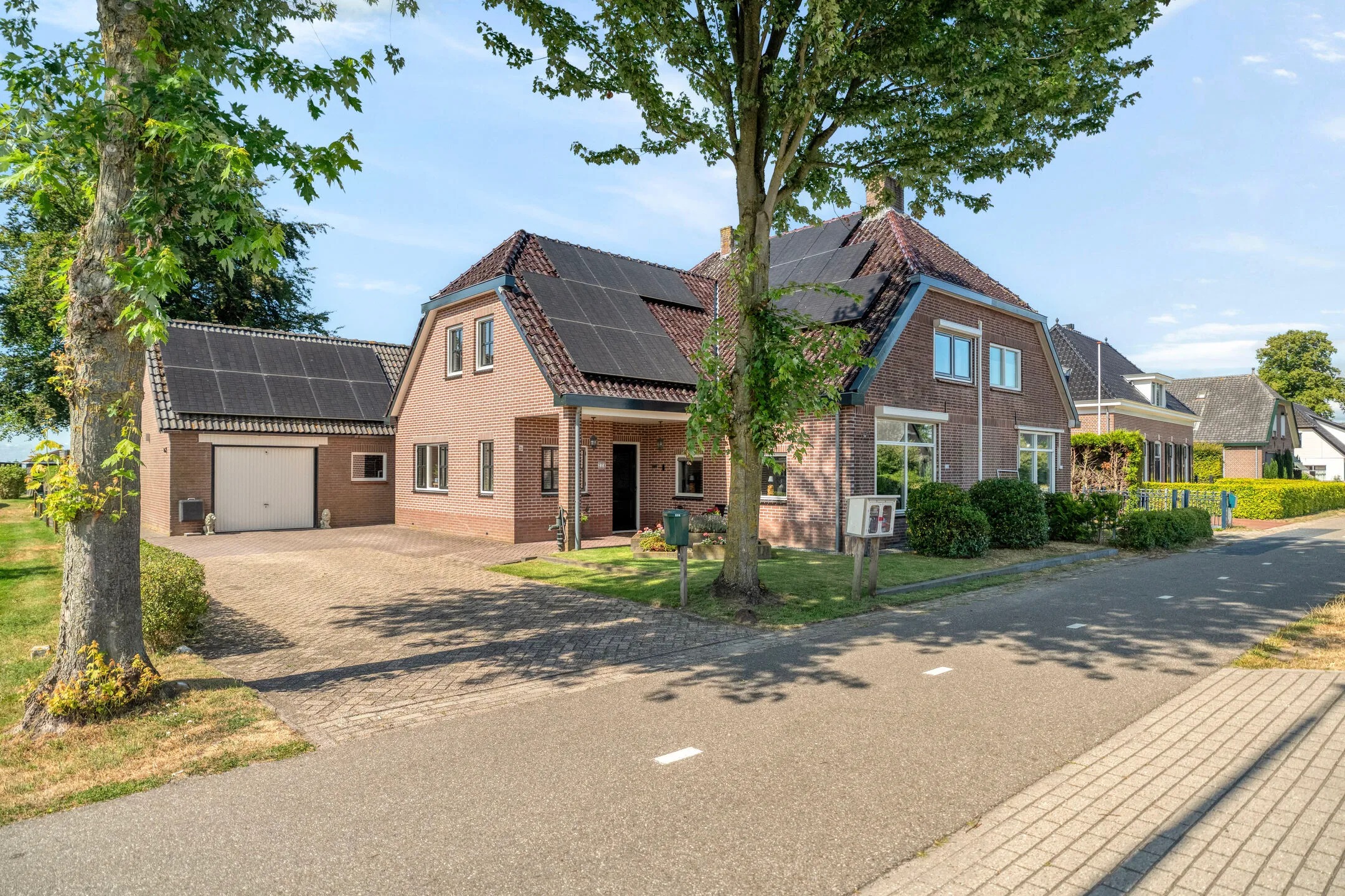 Halfvrijstaande woning Zuiderzeestraatweg 276 in Oldebroek