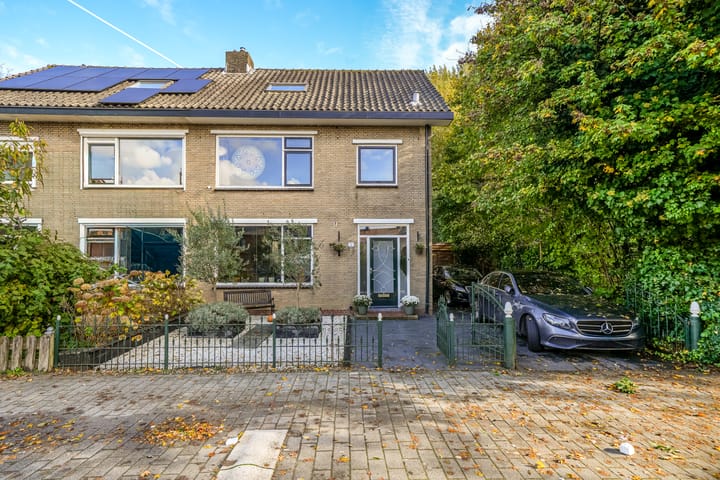 Eengezinswoning, 2-onder-1-kapwoning Cantecleerpad 12 in Rotterdam
