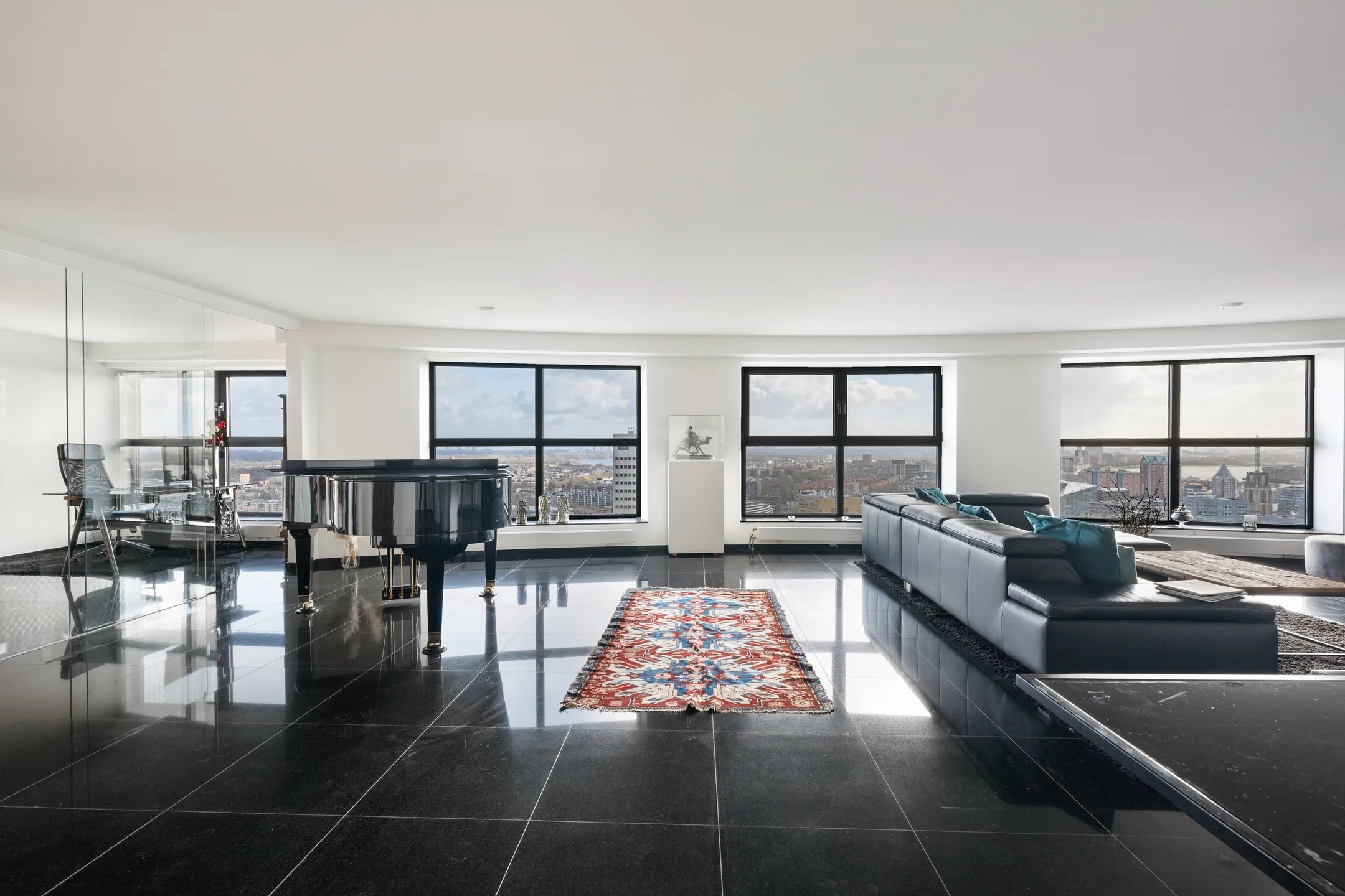 Portiekflat Weena 301 Rotterdam