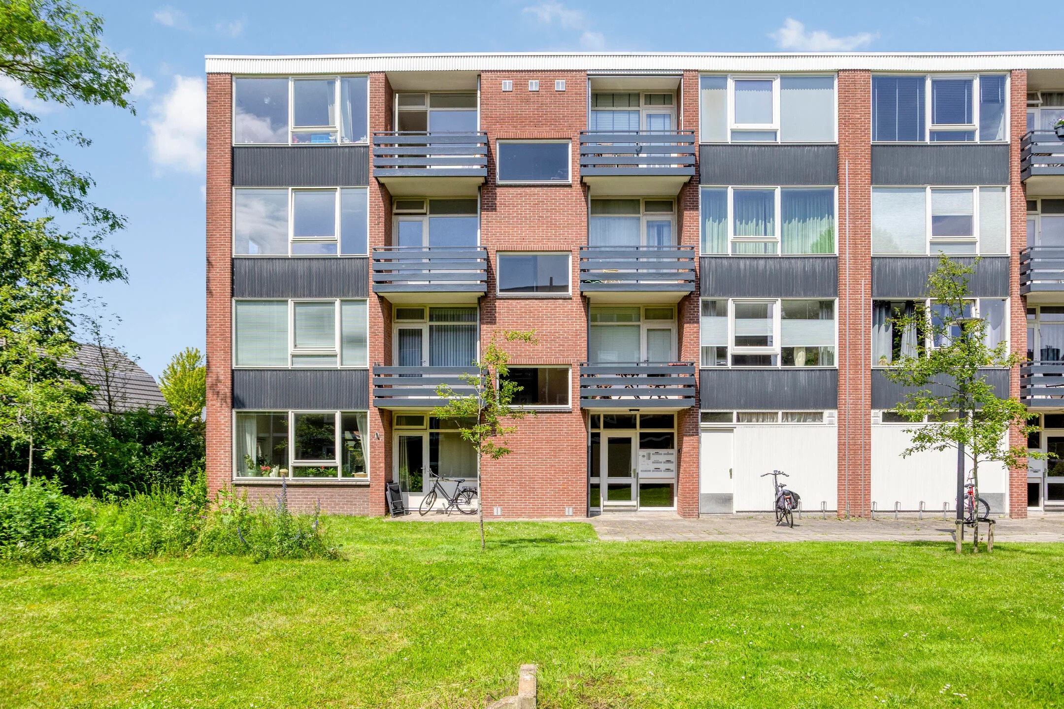 Portiekflat Henry Dunantstraat 52 in Hengelo