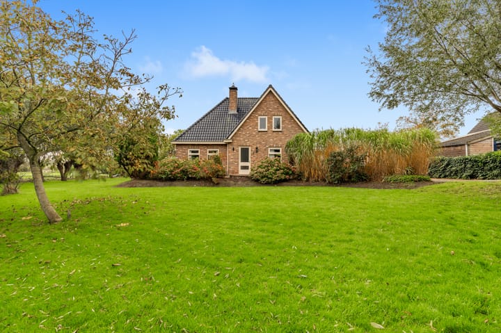 Vrijstaande woning Westfriesedijk 44 in Winkel