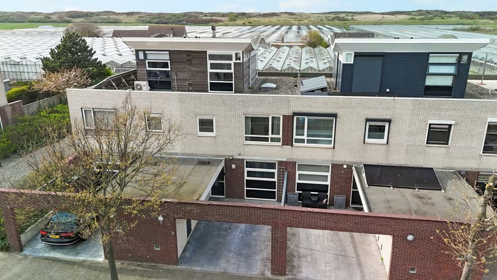 Geschakelde 2-onder-1-kapwoning Zeereep 38 in Monster
