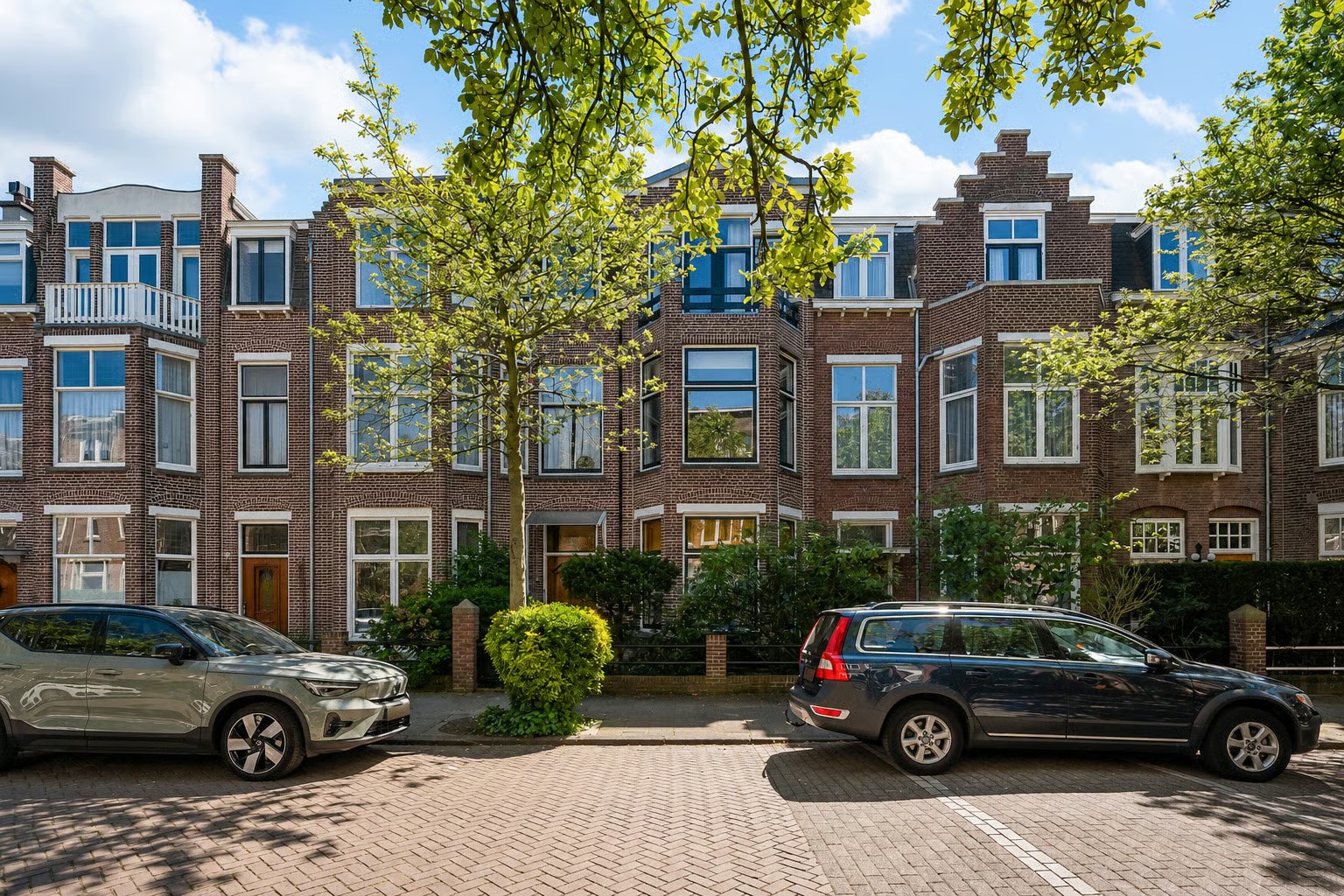 Tussenwoning Ten Hovestraat 52 in Den Haag
