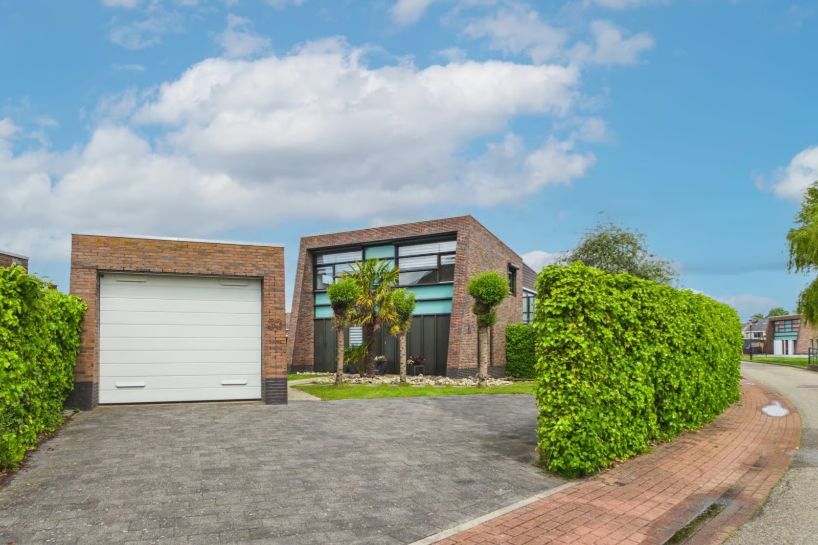 2-onder-1-kapwoning (split-level woning) Robijnboog 33 in Terneuzen