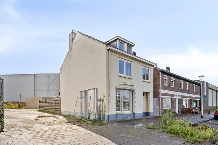 Eengezinswoning, vrijstaande woning Kapitein Nemostraat 100 a in Tilburg