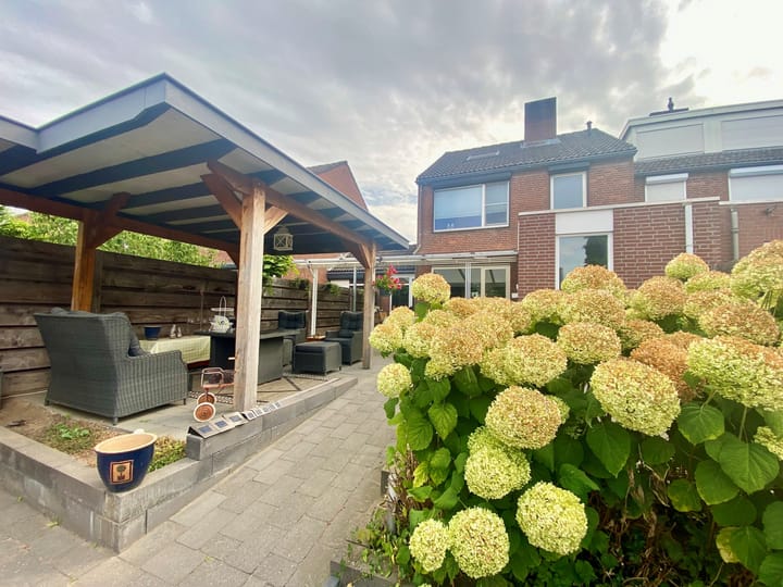 Geschakelde 2-onder-1-kapwoning Steenakker 48 in Roosteren