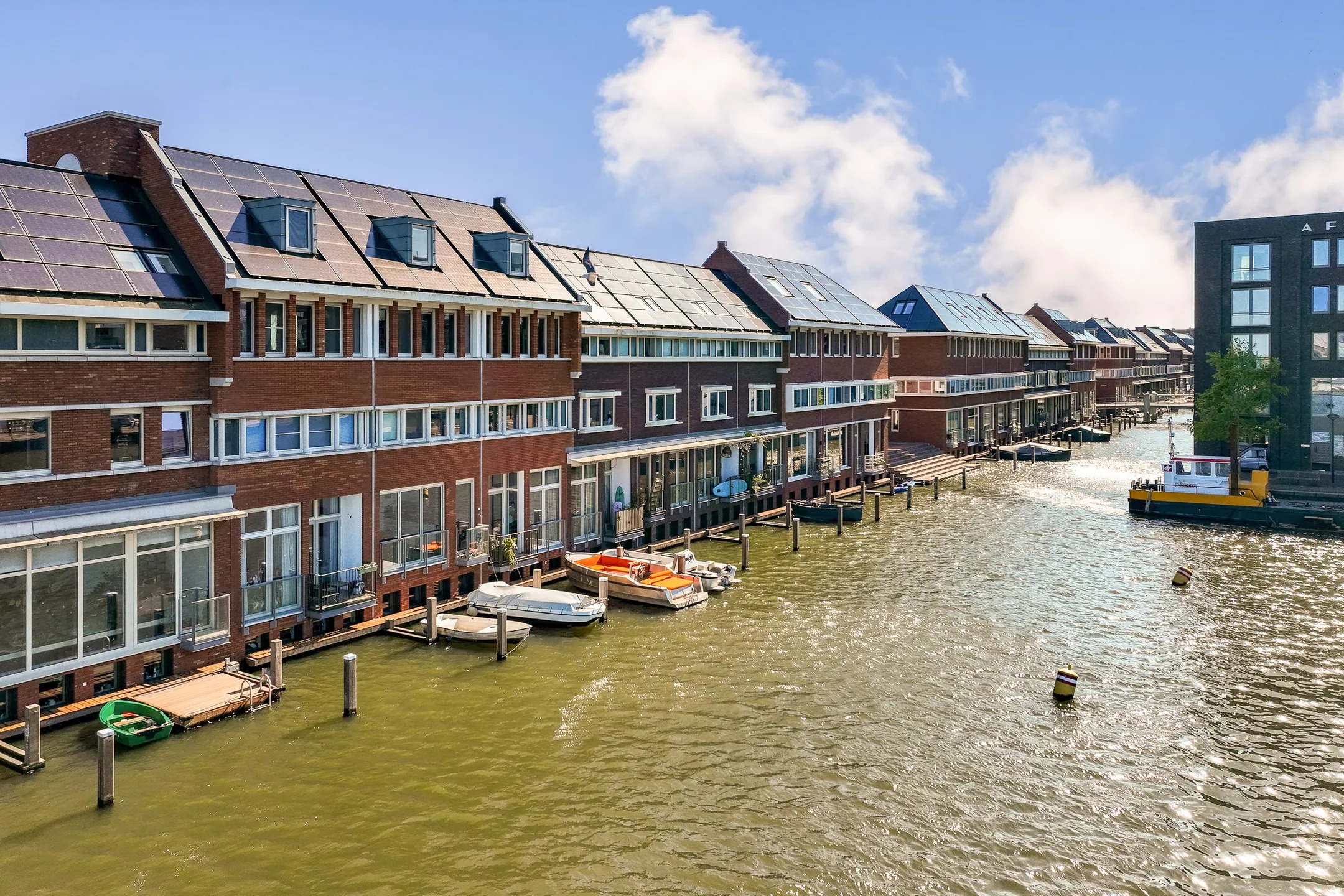 Tussenwoning Stettineiland 117 in Amsterdam
